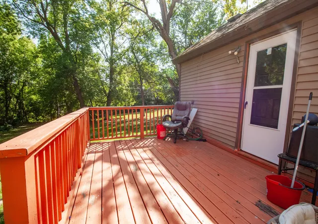 3rd image of 422 N Cleveland Ave, Fergus Falls, MN 56537 | MLS# 7130621