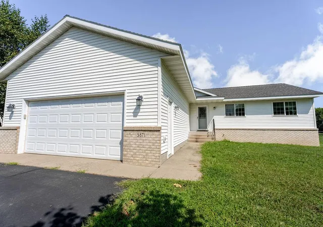 1st image of 5871 Sandy Dr, Saint Cloud, MN 56303 | MLS# 7130622