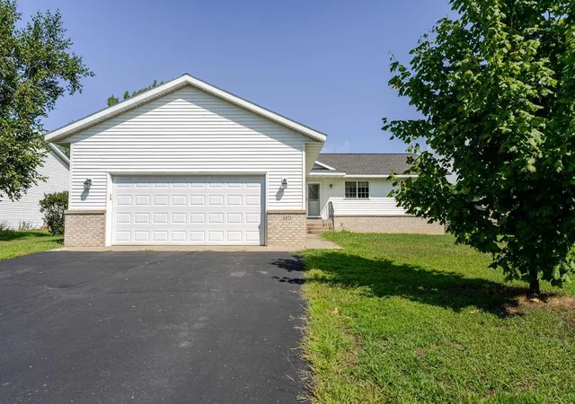2nd image of 5871 Sandy Dr, Saint Cloud, MN 56303 | MLS# 7130622