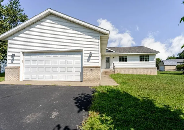 3rd image of 5871 Sandy Dr, Saint Cloud, MN 56303 | MLS# 7130622