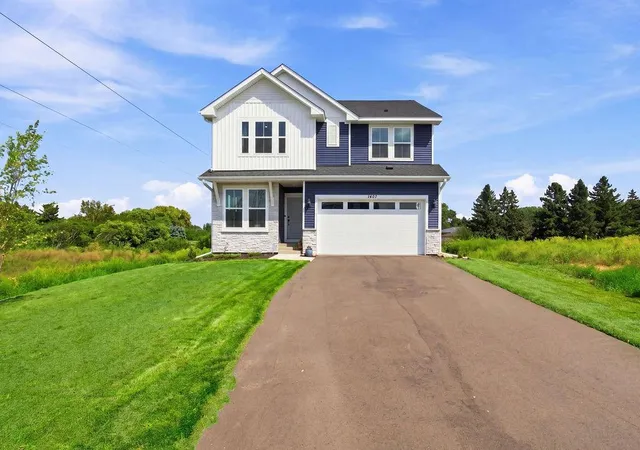 Photo 1 of Single family home for sale at 1407 Summerland Wy, Shakopee, MN 55379 | MLS# 7130631 | Listing updated on 2026-08-27