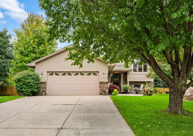 Photo 1 of Sale Pending at 9303 Washburn Ave N, Minneapolis, MN 55444 | MLS# 7130636 | Listing updated on 2026-10-20
