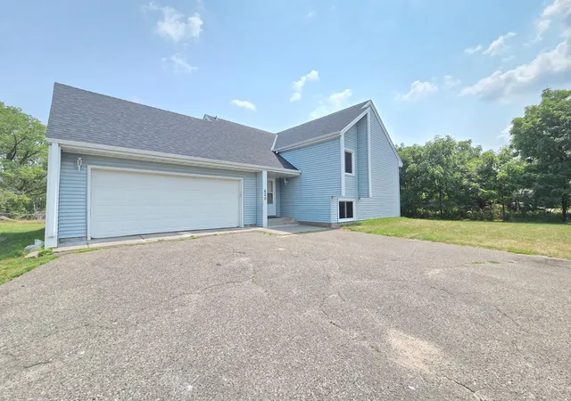 Photo 1 of Single family home for sale at 5508 Turtle Lake Rd, Saint Paul, MN 55126 | MLS# 7130640 | Listing updated on 2026-08-29