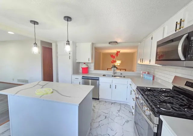 Photo 2 of Single family home for sale at 5508 Turtle Lake Rd, Saint Paul, MN 55126 | MLS# 7130640 | Listing updated on 2026-08-29