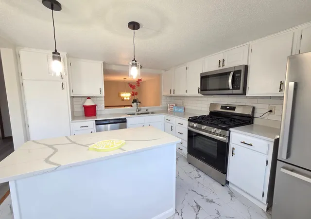 Photo 4 of Single family home for sale at 5508 Turtle Lake Rd, Saint Paul, MN 55126 | MLS# 7130640 | Listing updated on 2026-08-29