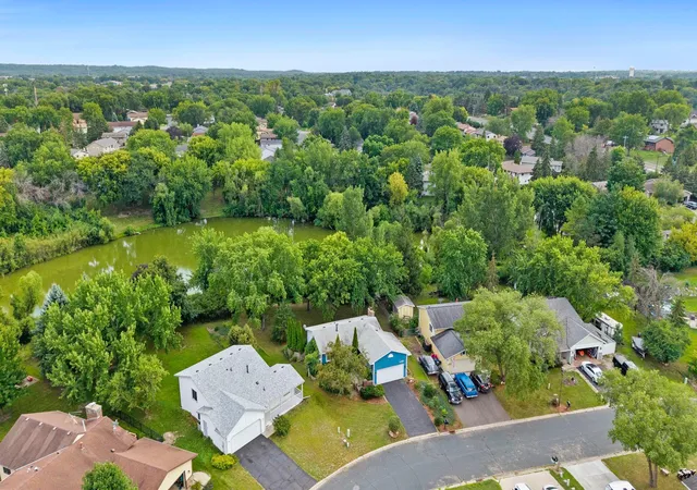 Photo 3 of Single family home for sale at 4555 W 131 1/2 St, Savage, MN 55378 | MLS# 7130656 | Listing updated on 2026-09-21