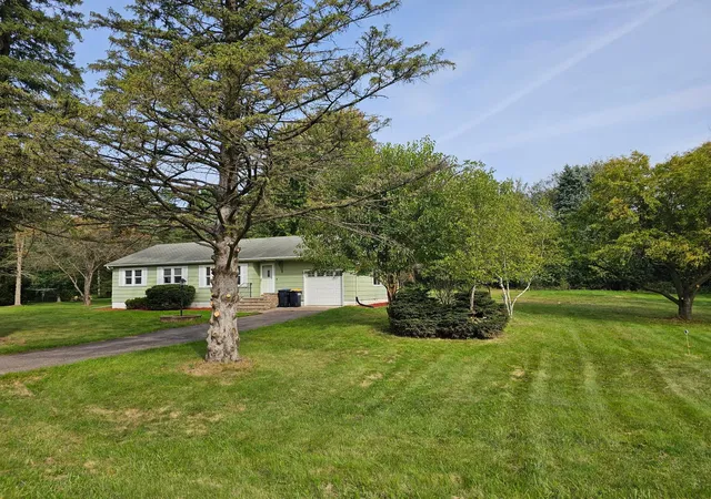 Photo 3 of Single family home for sale at W9806 805th Ave, River Falls, WI 54022 | MLS# 7130737 | Listing updated on 2026-09-24