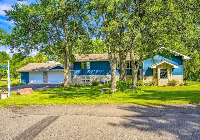 2nd image of 33165 Marmon St Ne, Cambridge, MN 55008 | MLS# 7130747