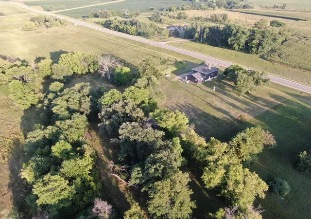 Photo 4 of Sale Pending at 27428 County Rd 37, Freeport, MN 56331 | MLS# 7130762 | Listing updated on 2026-09-24