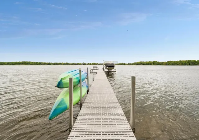 image of 4704 S Lake Sarah Dr, Maple Plain, MN 55359 | MLS# 7130765
