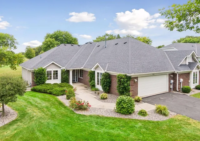 Photo 1 of Single family home for sale at 8810 Pointe Vista Dr, Victoria, MN 55386 | MLS# 7130769 | Listing updated on 2026-09-05