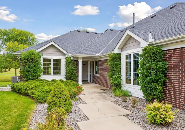 Photo 2 of Single family home for sale at 8810 Pointe Vista Dr, Victoria, MN 55386 | MLS# 7130769 | Listing updated on 2026-09-05