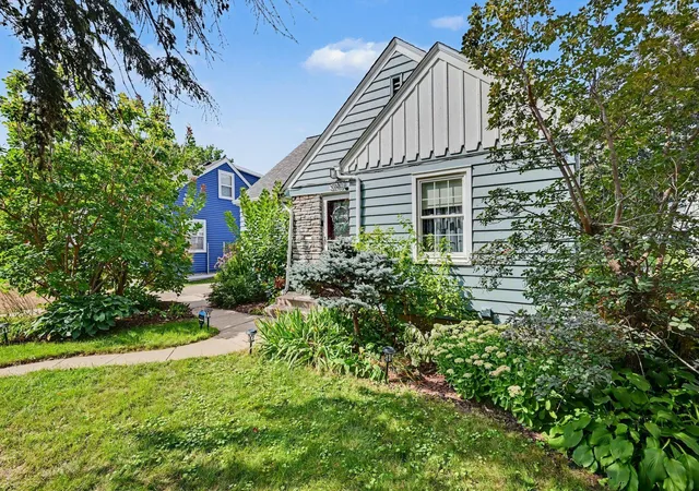 Photo 3 of Sale Pending at 5940 Clinton Ave, Minneapolis, MN 55419 | MLS# 7130793 | Listing updated on 2026-09-21