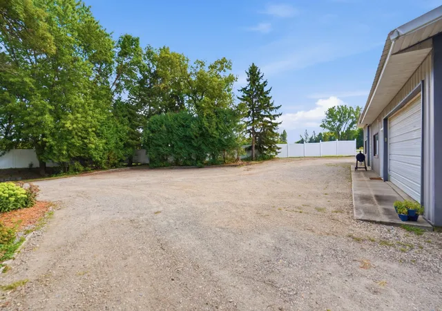Photo 35 of Single family home for sale at 9372 71st Street Ne, Spicer, MN 56288 | MLS# 7130809 | Listing updated on 2026-08-31