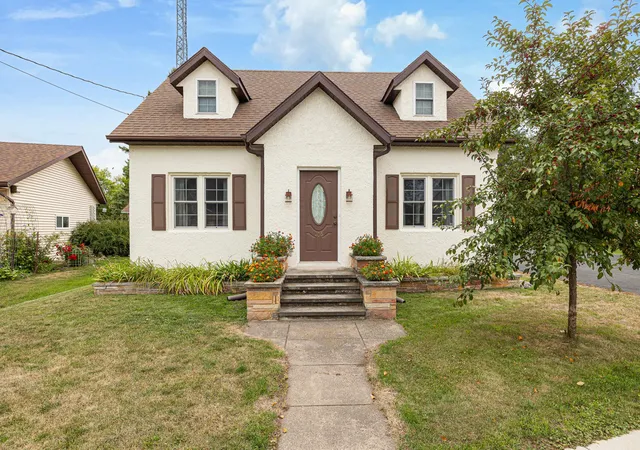 Photo 2 of Single family home for sale at 106 Edward St S, Pierz, MN 56364 | MLS# 7130826 | Listing updated on 2026-09-17