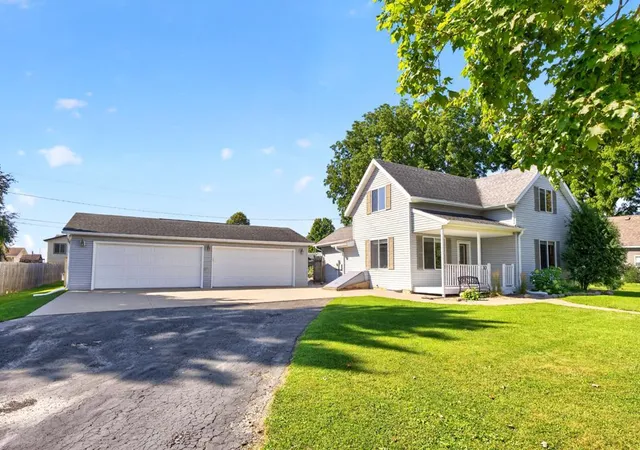 Photo 1 of Sale Pending at 10 5th Street Sw, Eyota, MN 55934 | MLS# 7130840 | Listing updated on 2026-09-02