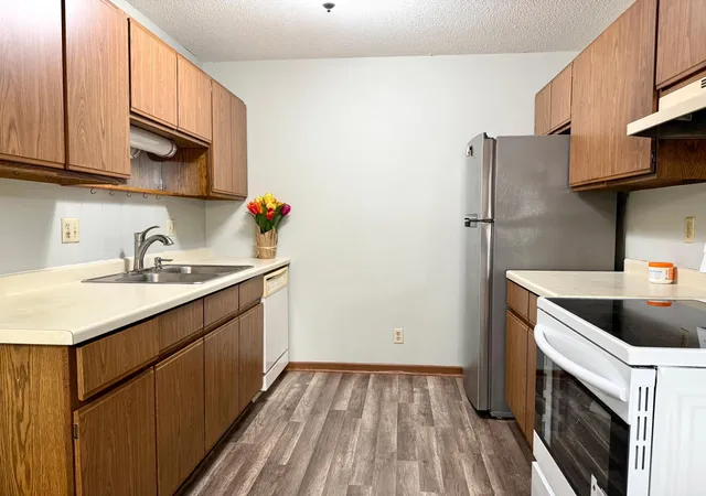 image of 2129 49th Wy E, Inver Grove Heights, MN 55077 | MLS# 7130867