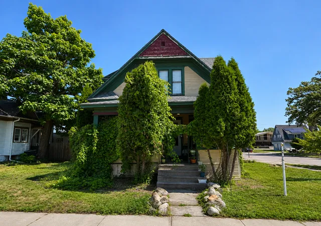 1st image of 30 4th Ave Se, Saint Cloud, MN 56304 | MLS# 7130871