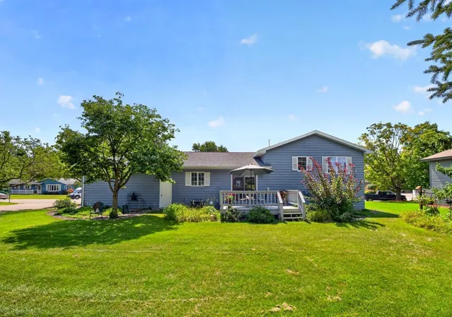 Photo 3 of Sale Pending at 849 E 13th St, Saint Charles, MN 55972 | MLS# 7130883 | Listing updated on 2026-08-27
