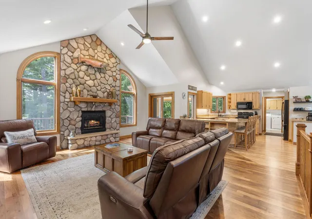 5th image of 2403 Eagle Ridge Dr, Menomonie, WI 54751 | MLS# 7130888