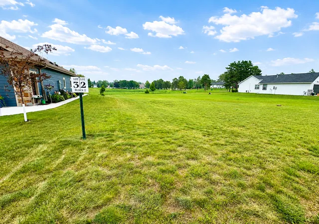 Photo 3 of Land for sale at 854 Lake Forest Cir, Detroit Lakes, MN 56501 | MLS# 7130900 | Listing updated on 2026-08-20