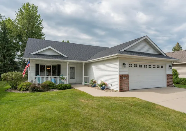 1st image of 129 Cameo Ln, Mankato, MN 56001 | MLS# 7130914