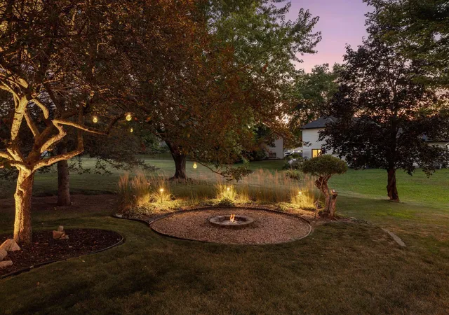 Photo 3 of Sale Pending at 1736 White Oak Dr, Chaska, MN 55318 | MLS# 7130940 | Listing updated on 2026-09-04