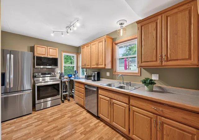 Photo 2 of Sale Pending at 1684 Long Lake Rd, New Brighton, MN 55112 | MLS# 7130942 | Listing updated on 2026-09-01