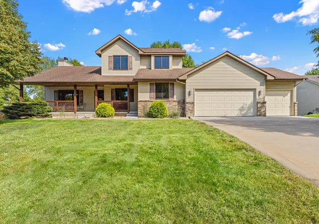 Photo 1 of Single family home for sale at 13160 Aspen Dr, Rogers, MN 55374 | MLS# 7130953 | Listing updated on 2026-09-03