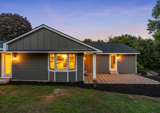 Photo 4 of Single family home for sale at 11934 James Rd, Hopkins, MN 55343 | MLS# 7130971 | Listing updated on 2026-09-12
