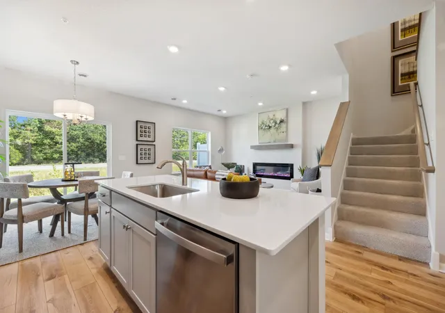 5th image of 1059 130Th Ct E, Rosemount, MN 55068 | MLS# 7130977