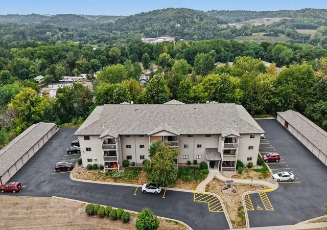 5th image of 1828 Perlich Ave #2A, Red Wing, MN 55066 | MLS# 7130990