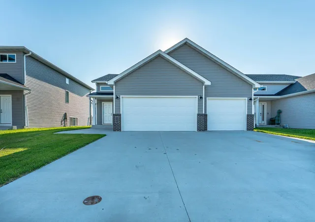 Photo 2 of Single family home for sale at 6582 28th St S, Fargo, ND 58104 | MLS# 7130993 | Listing updated on 2026-09-16