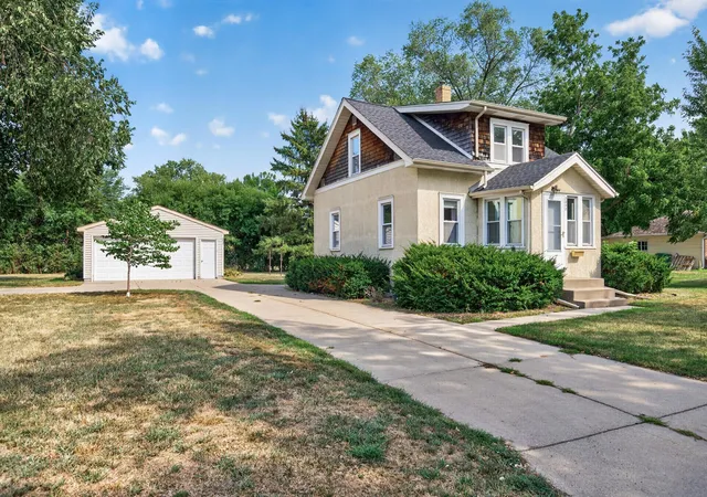 1st image of 5830 Bryant Ave N, Brooklyn Center, MN 55430 | MLS# 7131002