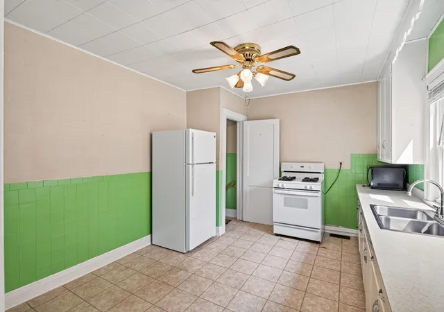 5th image of 5830 Bryant Ave N, Brooklyn Center, MN 55430 | MLS# 7131002