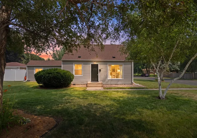 Photo 1 of Single family home for sale at 8841 Nicollet Ave S, Minneapolis, MN 55420 | MLS# 7131016 | Listing updated on 2026-09-13