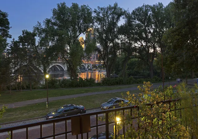 Photo 3 of Sale Pending at 192 Bank St Se, Minneapolis, MN 55414 | MLS# 7131021 | Listing updated on 2026-08-20