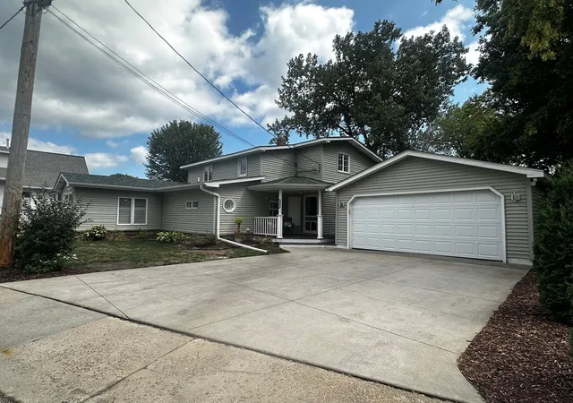 8th image of 2308 Driftwood Ln, Mound, MN 55364 | MLS# 7131024