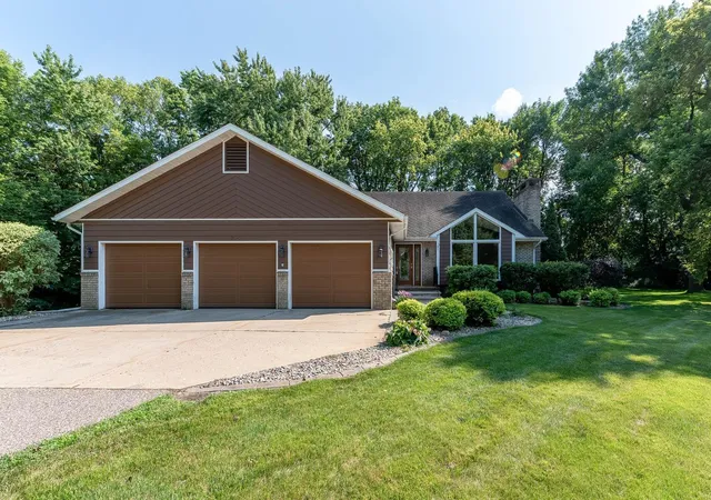 Photo 1 of Sale Pending at 200 Greenwood Dr, Mankato, MN 56001 | MLS# 7131025 | Listing updated on 2026-08-27