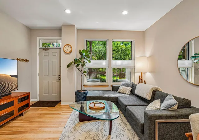2nd image of 545 N 1st St #119, Minneapolis, MN 55401 | MLS# 7131027