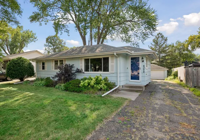 2nd image of 6324 Rolf Ave, Edina, MN 55439 | MLS# 7131049