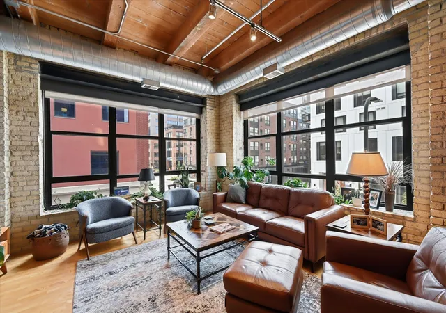 2nd image of 607 Washington Ave S #202, Minneapolis, MN 55415 | MLS# 7131065