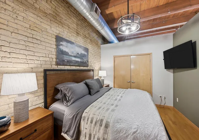Photo 3 of Condo for sale at 607 Washington Ave S #202, Minneapolis, MN 55415 | MLS# 7131065 | Listing updated on 2026-10-08