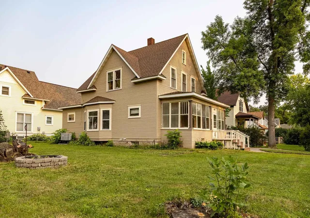 1st image of 603 Horace Ave N, Thief River Falls, MN 56701 | MLS# 7131068