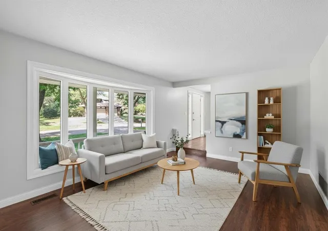 Photo 4 of Sale Pending at 10141 Laurel Dr, Eden Prairie, MN 55347 | MLS# 7131069 | Listing updated on 2026-09-01