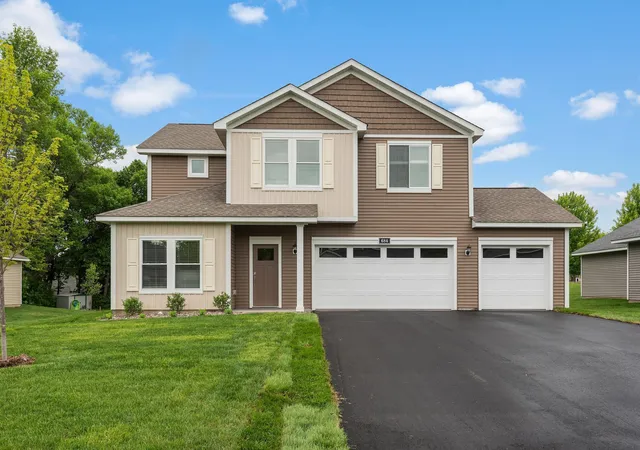 Photo 2 of Single family home for sale at 684 Aspen Ln, Montrose, MN 55363 | MLS# 7131084 | Listing updated on 2026-09-19