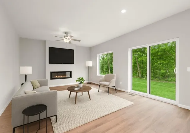 Photo 3 of Single family home for sale at 685 Aspen Ln, Montrose, MN 55363 | MLS# 7131089 | Listing updated on 2026-09-19