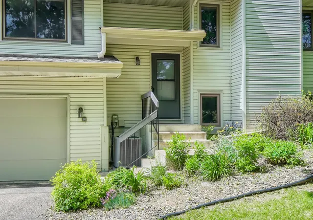Photo 3 of Sale Pending at 4118 Hemlock Ln N, Minneapolis, MN 55441 | MLS# 7131098 | Listing updated on 2026-09-19