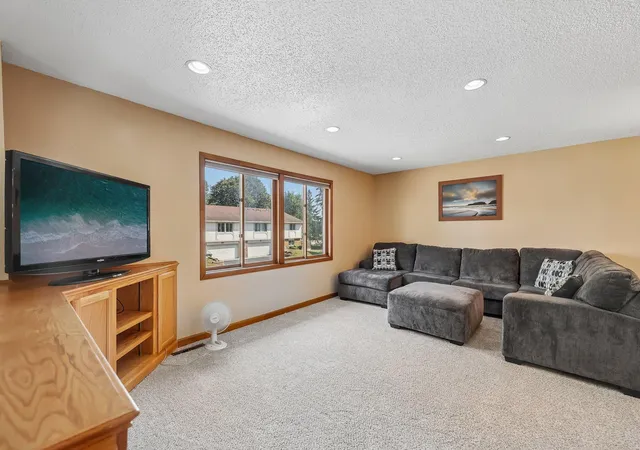 image of 784 125th Ln Ne, Minneapolis, MN 55434 | MLS# 7131105