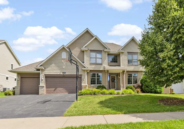 1st image of 370 Liberty Heights Dr, Chaska, MN 55318 | MLS# 7131161